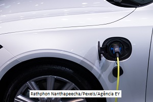 Maioria dos consumidores quer carros elétricos como opção de compra, aponta pesquisa