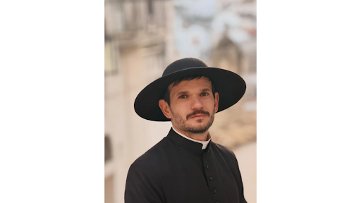 Padre Patrick celebra 13 anos de sacerdócio com mensagem de fé, entrega e reencontro com o primeiro amor