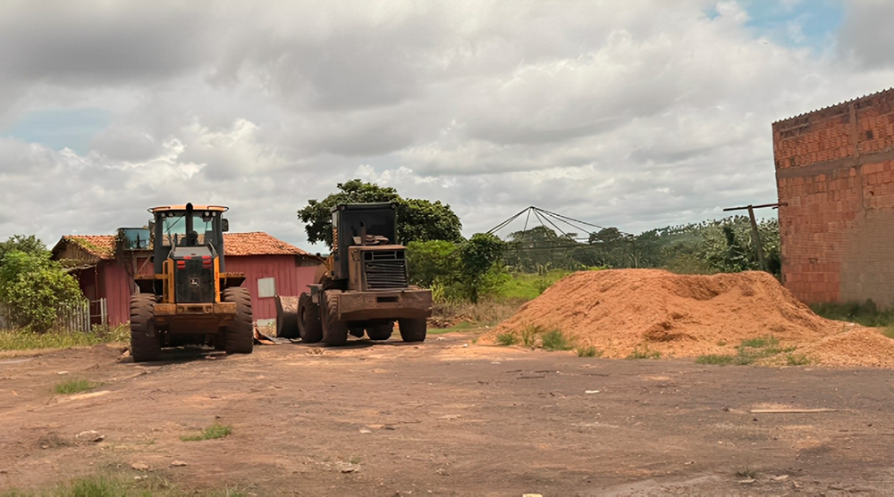 Garimpeiros retiram máquinas após operação da Polícia Federal contra extração ilegal de manganês no Pará