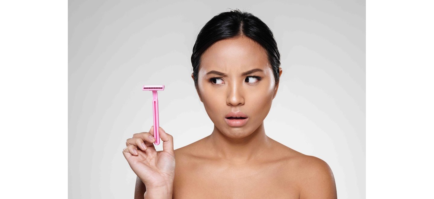 Pelos encravados e foliculite: por que a lâmina pode agravar o quadro