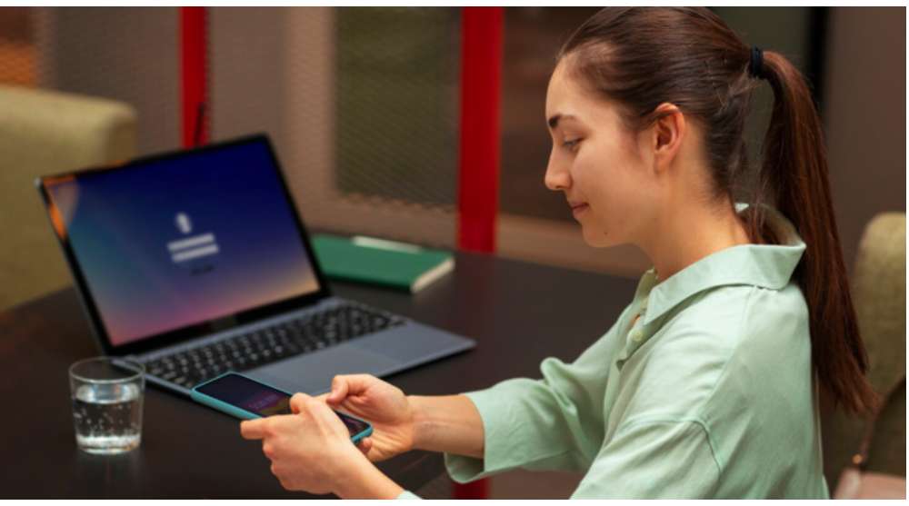 Como o WhatsApp e a automação estão ajudando escolas a reduzir a evasão