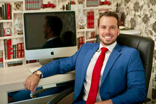 Avanço dos créditos estressados transforma mercado secundário de crédito no Brasil, conforme Felipe Rassi