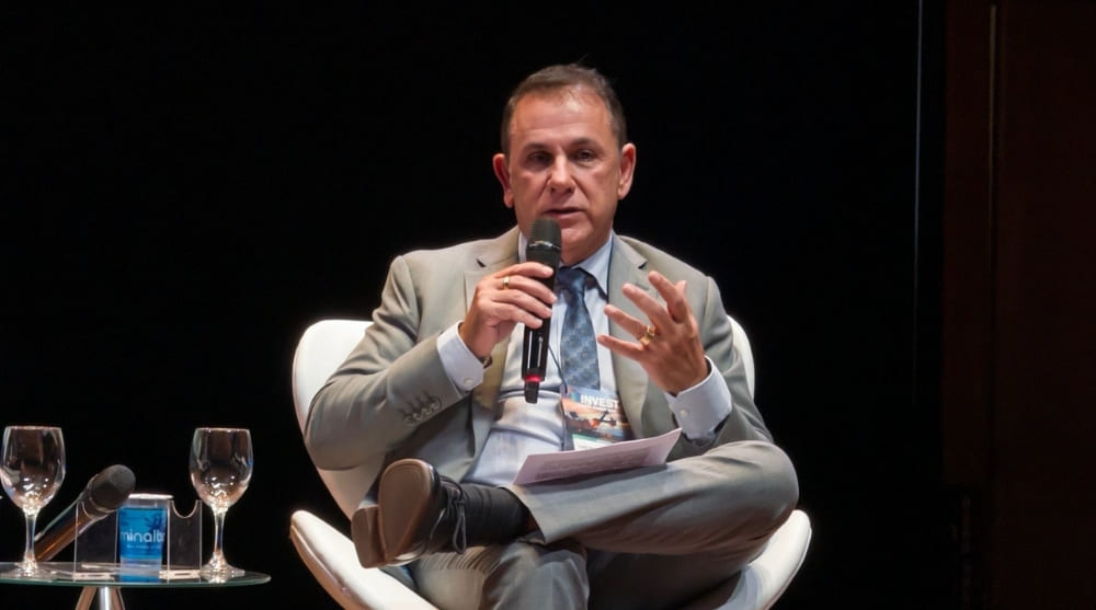 Minerais Críticos e Terras Raras no Brasil: Entre a Moratória e a Reserva Estratégica