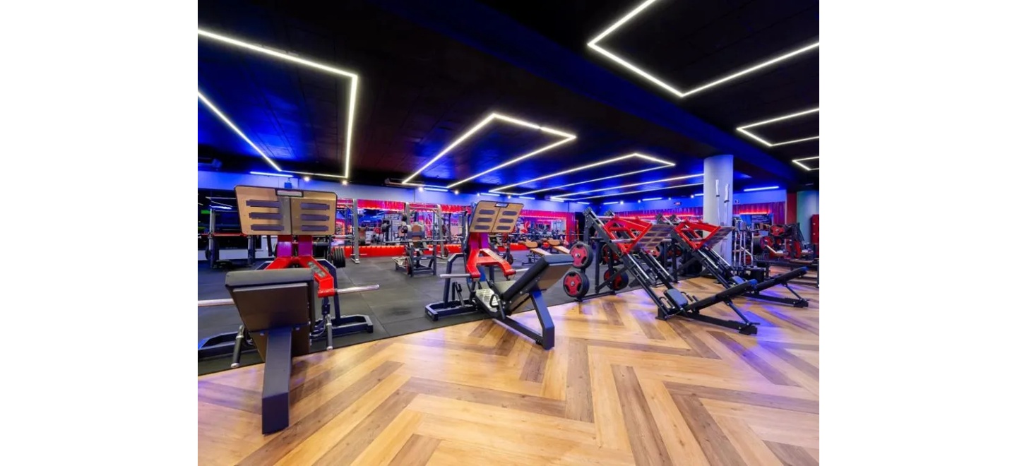 Rede brasileira de 51 anos quer liderar o mercado 24h no país com 1.000 academias até 2030 e plano de impacto de até R$ 18 bilhões