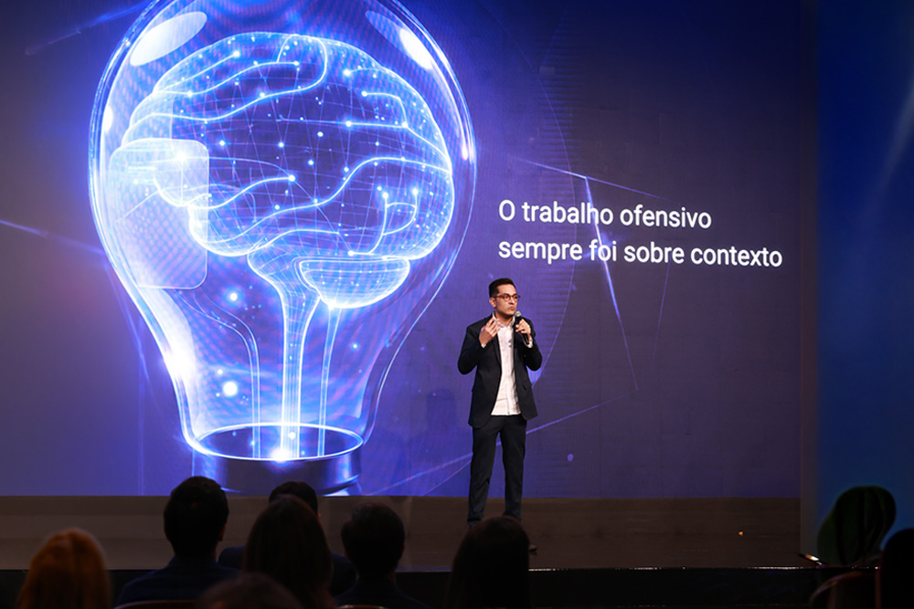 Quando a IA encontra o hacker: a nova corrida entre fraude e defesa