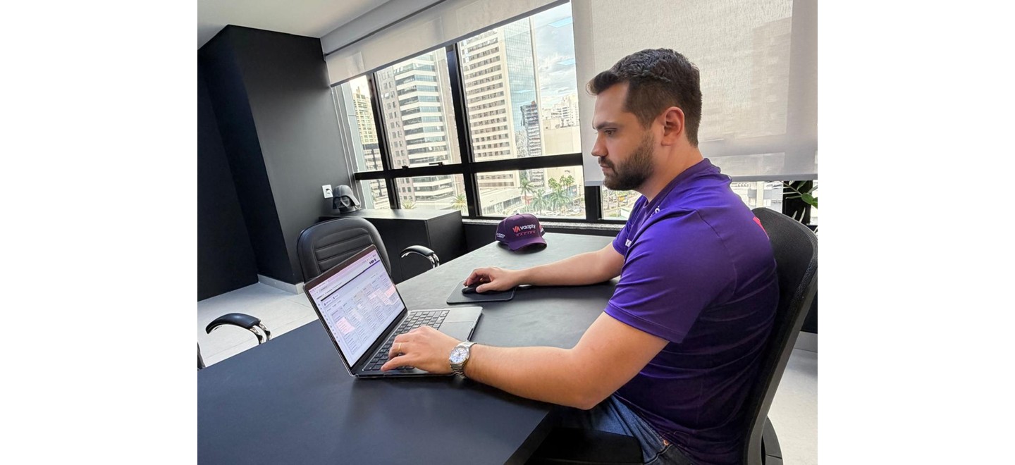 IA nos negócios: como empresa do setor automotivo investiu na tecnologia para aumentar as vendas em 33% na rede