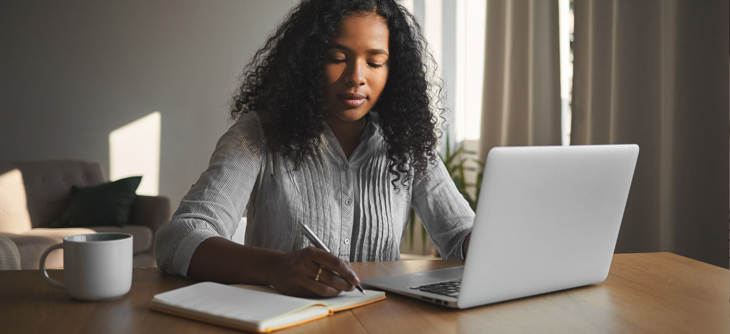 Sem salário fixo, 29 milhões precisam de estratégia: 5 dicas financeiras para quem trabalha por conta própria