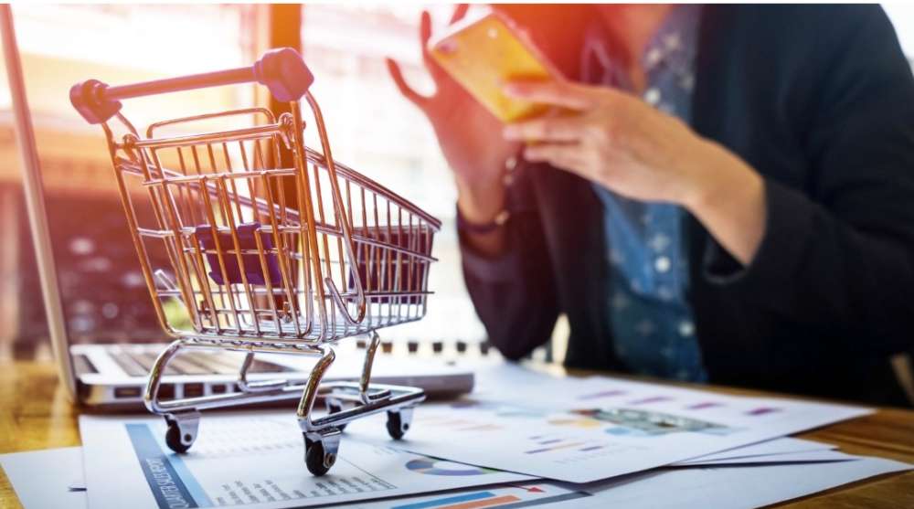 Empresas podem reduzir até 30% dos custos com compras ao digitalizar processos, aponta especialista