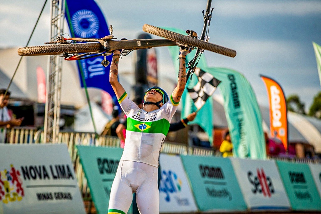 Raiza Goulão alcança topo do MTB brasileiro utilizando a Cattura Flair, da Oggi Bikes