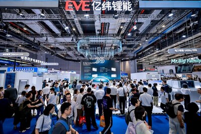 SNEC 2026 | EVE Energy garante mais de 67 GWh em grandes encomendas, ampliando sua liderança em armazenamento de energia