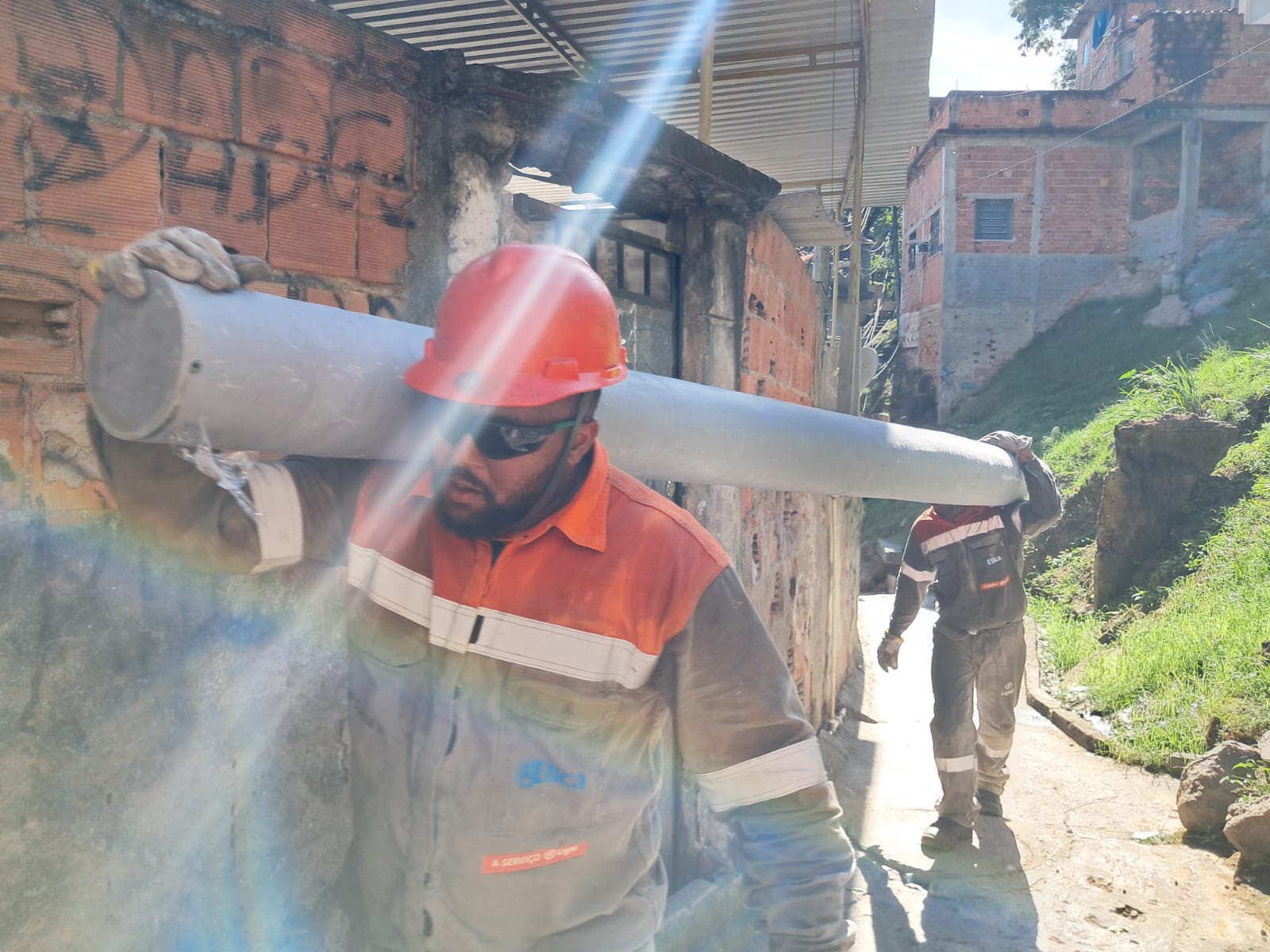 Os desafios da manutenção do sistema elétrico em favelas do Rio de Janeiro