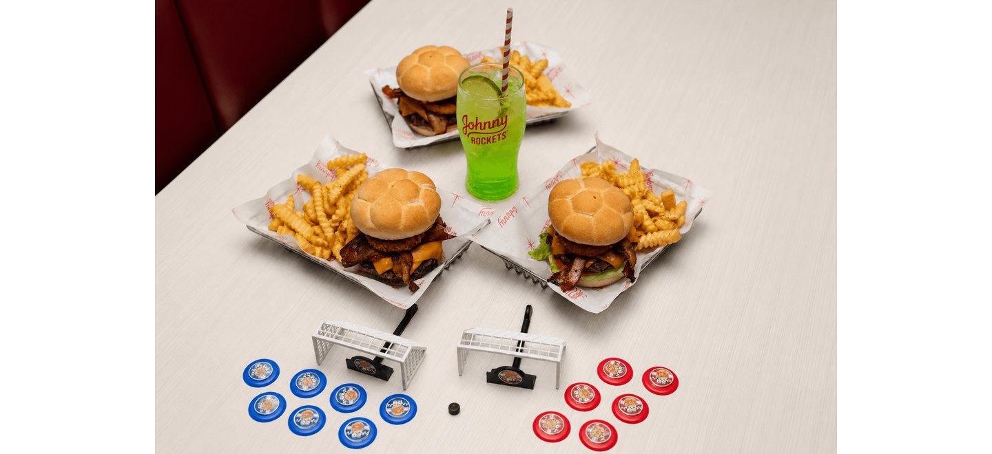 Uma viagem ao passado: Johnny Rockets e Gulliver lançam campanha inédita que une gastronomia e nostalgia do futebol