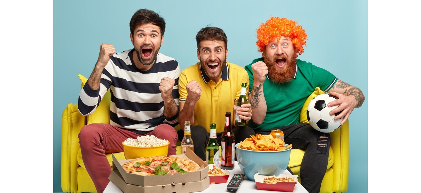 Vai assistir aos jogos com os amigos? 4 erros alimentares que podem atrapalhar o emagrecimento