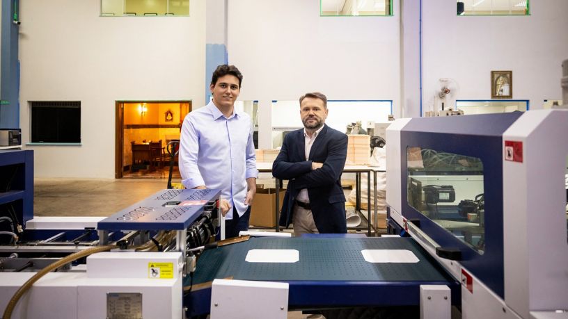 Automação ganha espaço na indústria gráfica diante da pressão por produtividade, aponta Dalmi Fernandes Defanti Junior, fundador da Gráfica Print