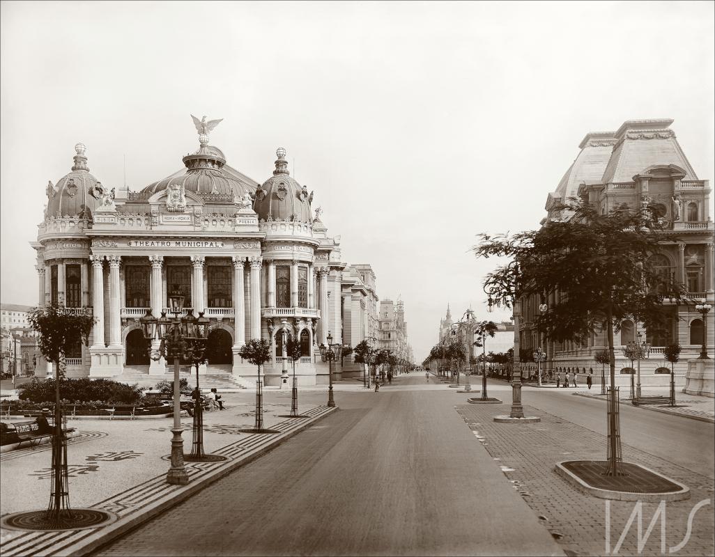 Nas suas primeiras décadas, energia do  Theatro  Municipal do Rio era gerada por usina própria