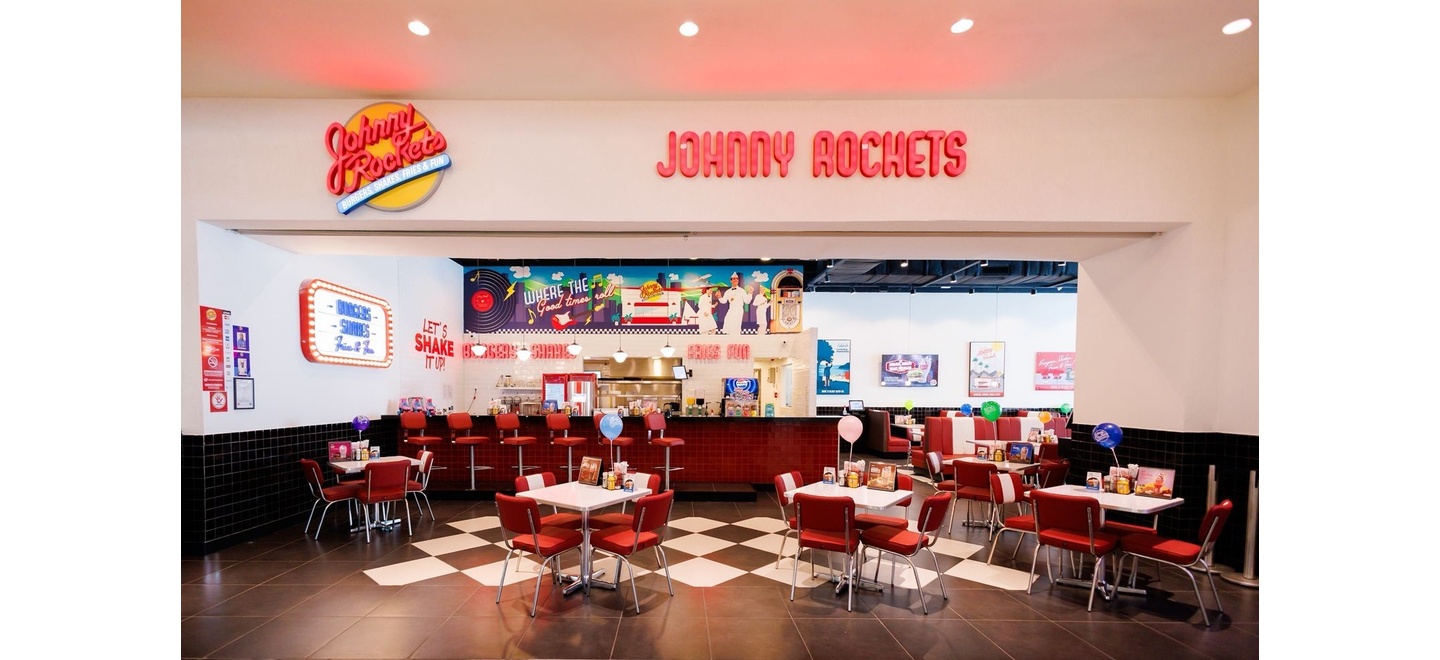 Johnny Rockets celebra 40 anos  e acelera expansão no Brasil com projeção de alcançar 60 unidades neste ano