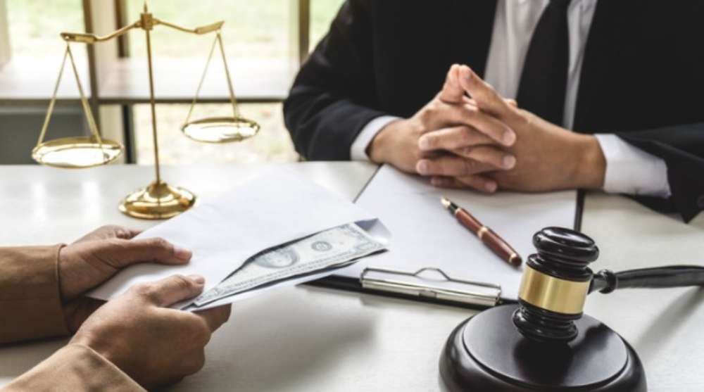 Honorários Advocatícios como Ativo Judicial Atraem Investidores por Preferência Constitucional no Pagamento