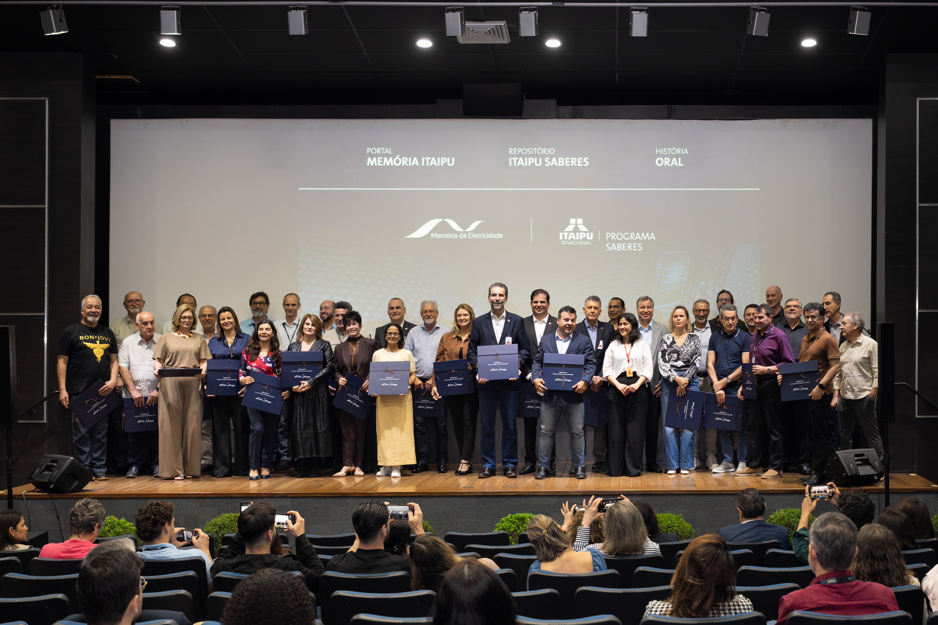 Memória, saberes e futuro: novo portal valoriza o conhecimento das várias gerações da Itaipu