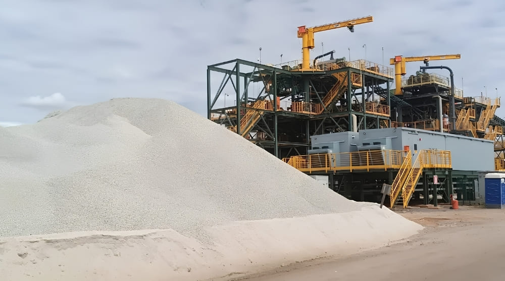 Sigma Lithium alcança no 2T26 margem EBITDA recorde de 47% e redução de custos em mais de 30%