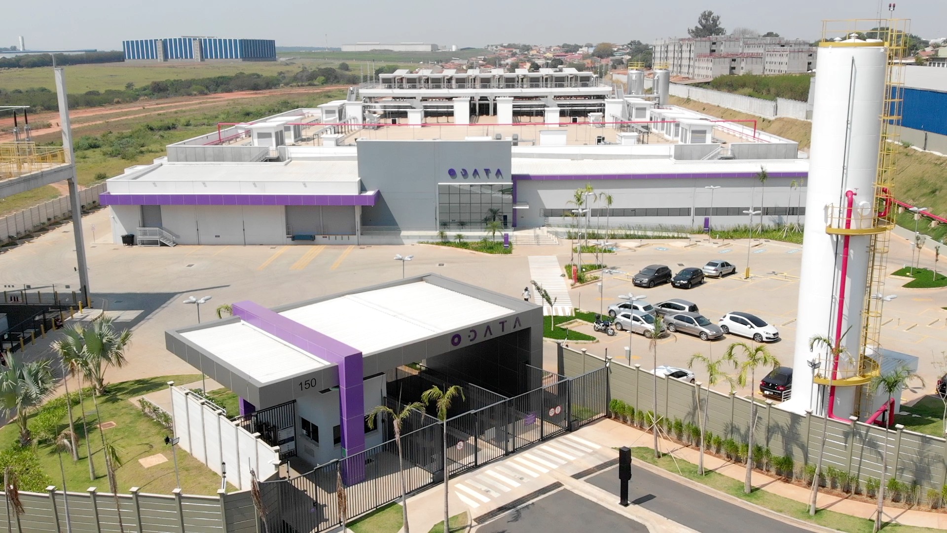 Do software aos data centers: como a tecnologia sustenta a nova economia