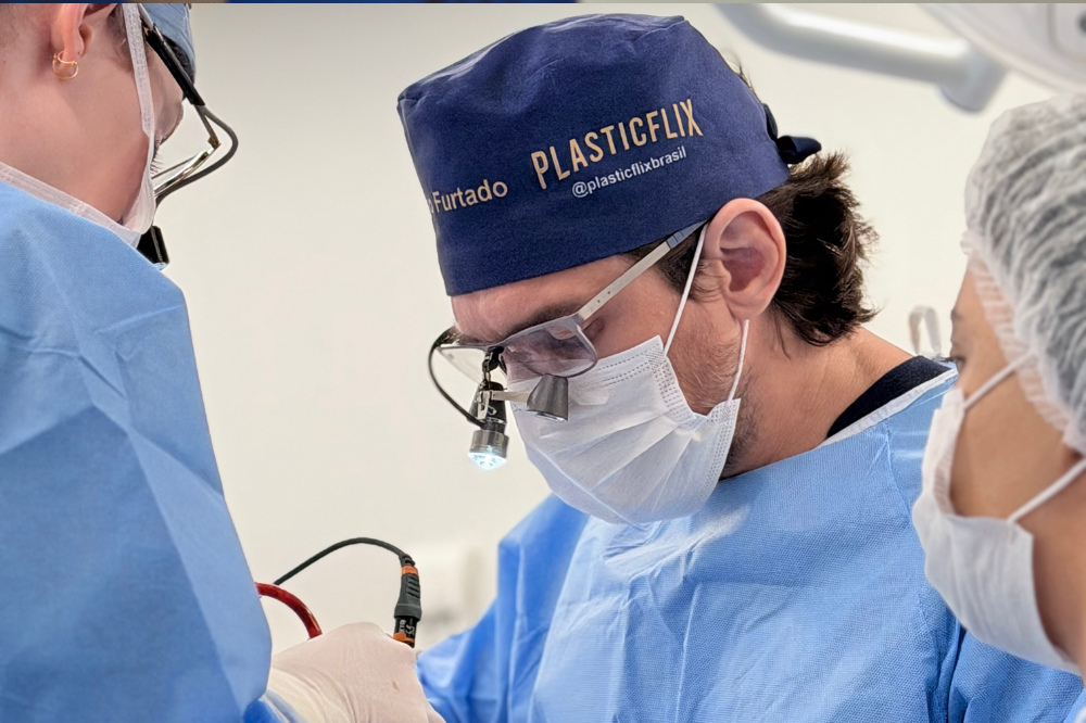 Rinoplastia individualizada valoriza características faciais