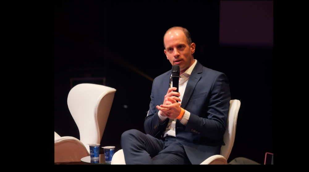Demanda global por minerais críticos deve crescer e desafiar cadeias de suprimento até 2050, aponta BloombergNEF