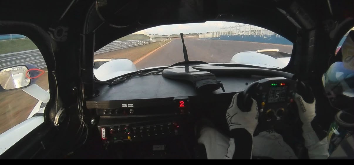 Daniel Lancaster revela seu cockpit antes da etapa do Endurance Brasil