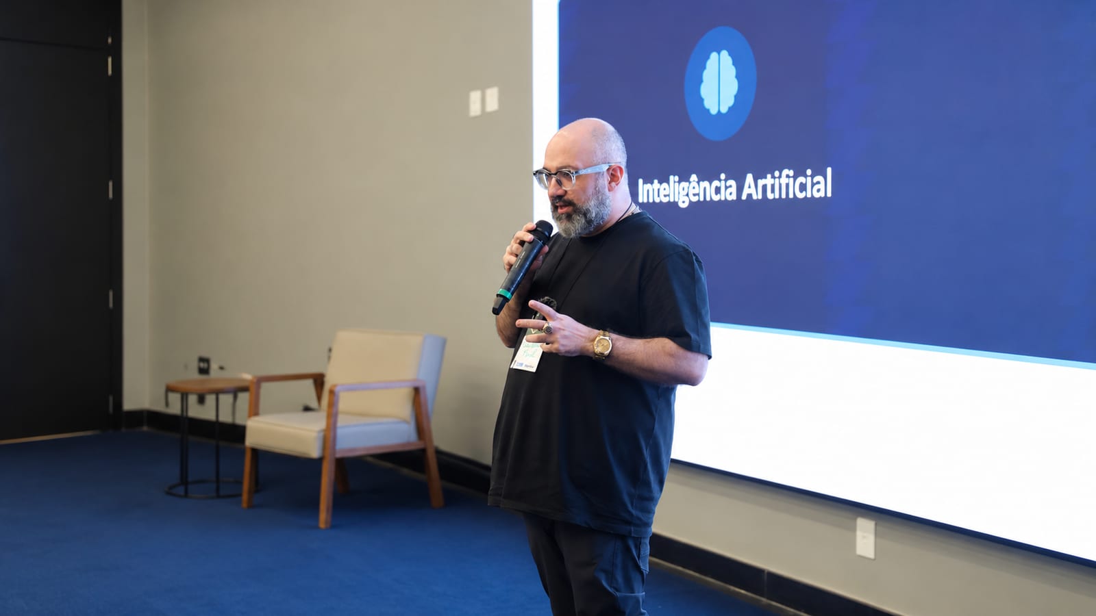 A inteligência artificial saiu da TI e chegou à mesa do executivo