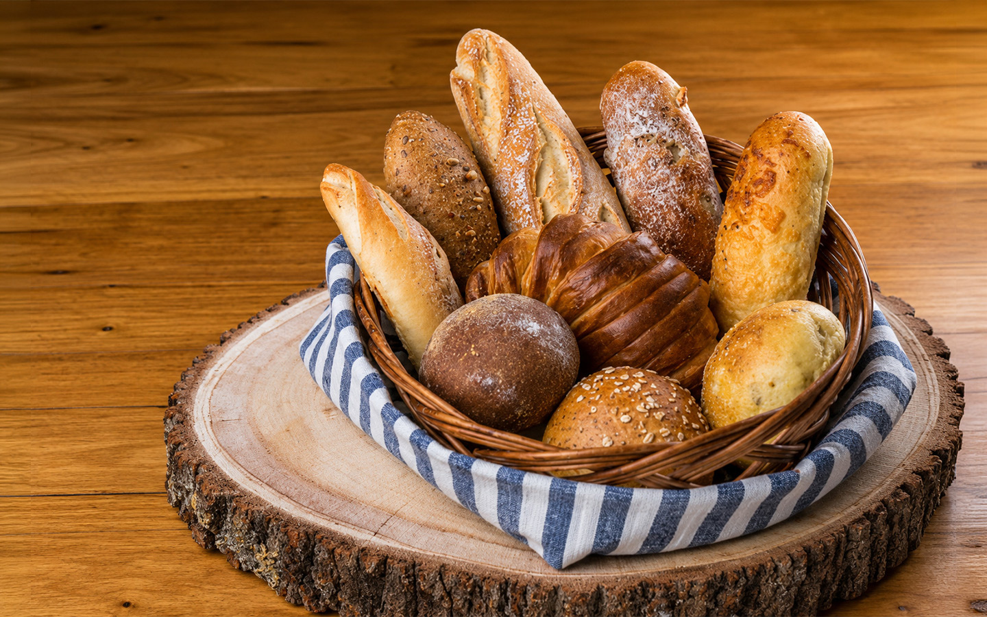 16/10 – Dia Mundial do Pão: consumo de pão francês ultrapassa 2 milhões de toneladas por ano no Brasil