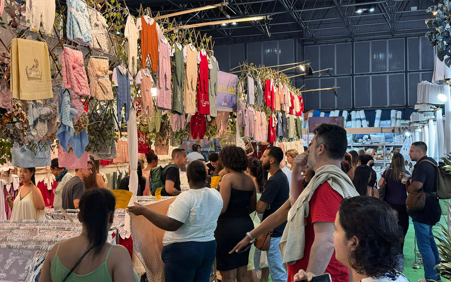 Guia de compras: saiba o que comprar primeiro a cada trimestre da gravidez