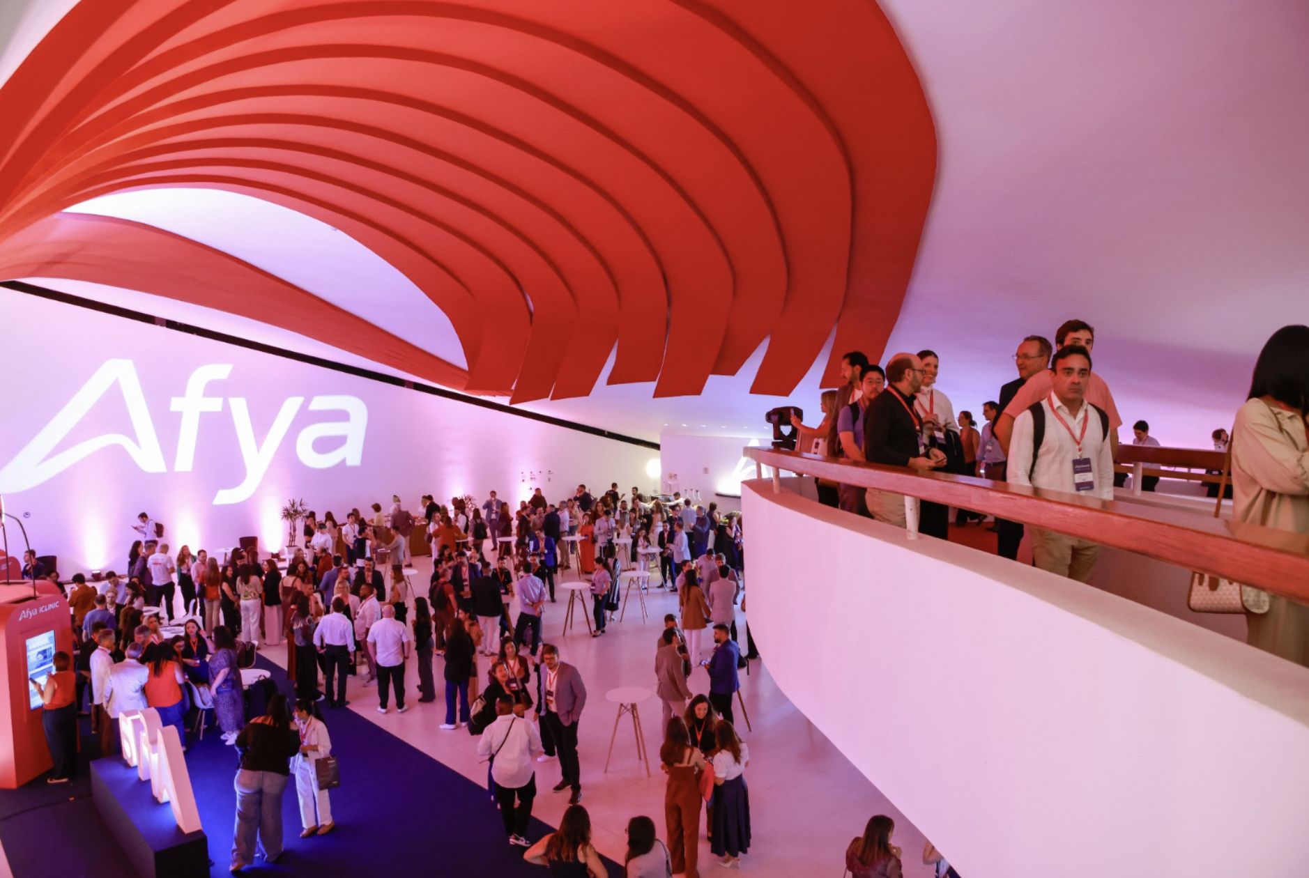 Afya Summit 2026 discute como a tecnologia pode tornar a saúde mais humana