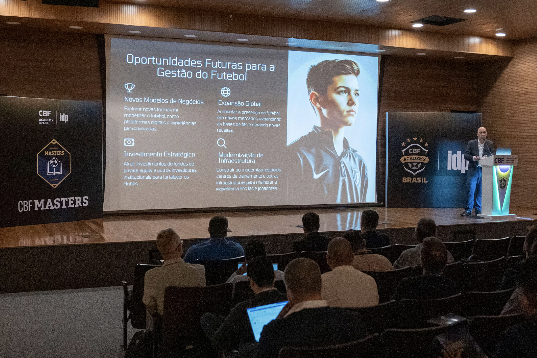 Banner de :CBF Academy acelera profissionalização do futebol brasileiro