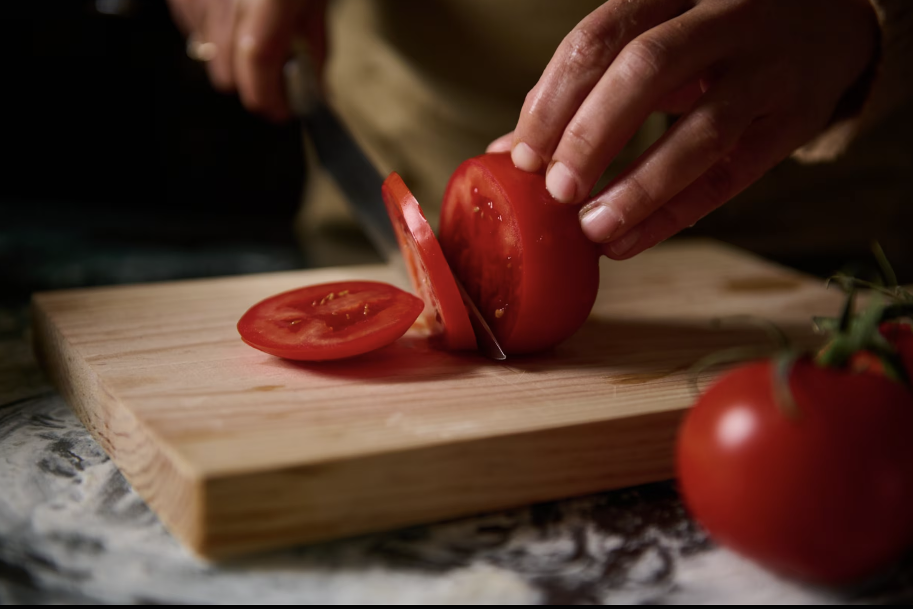 Banner de :Entre séculos e receitas: por que o tomate virou essencial à mesa