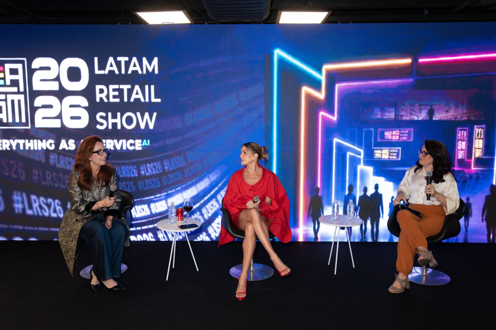 Da tela à loja, novas experiências redesenham a jornada de compra